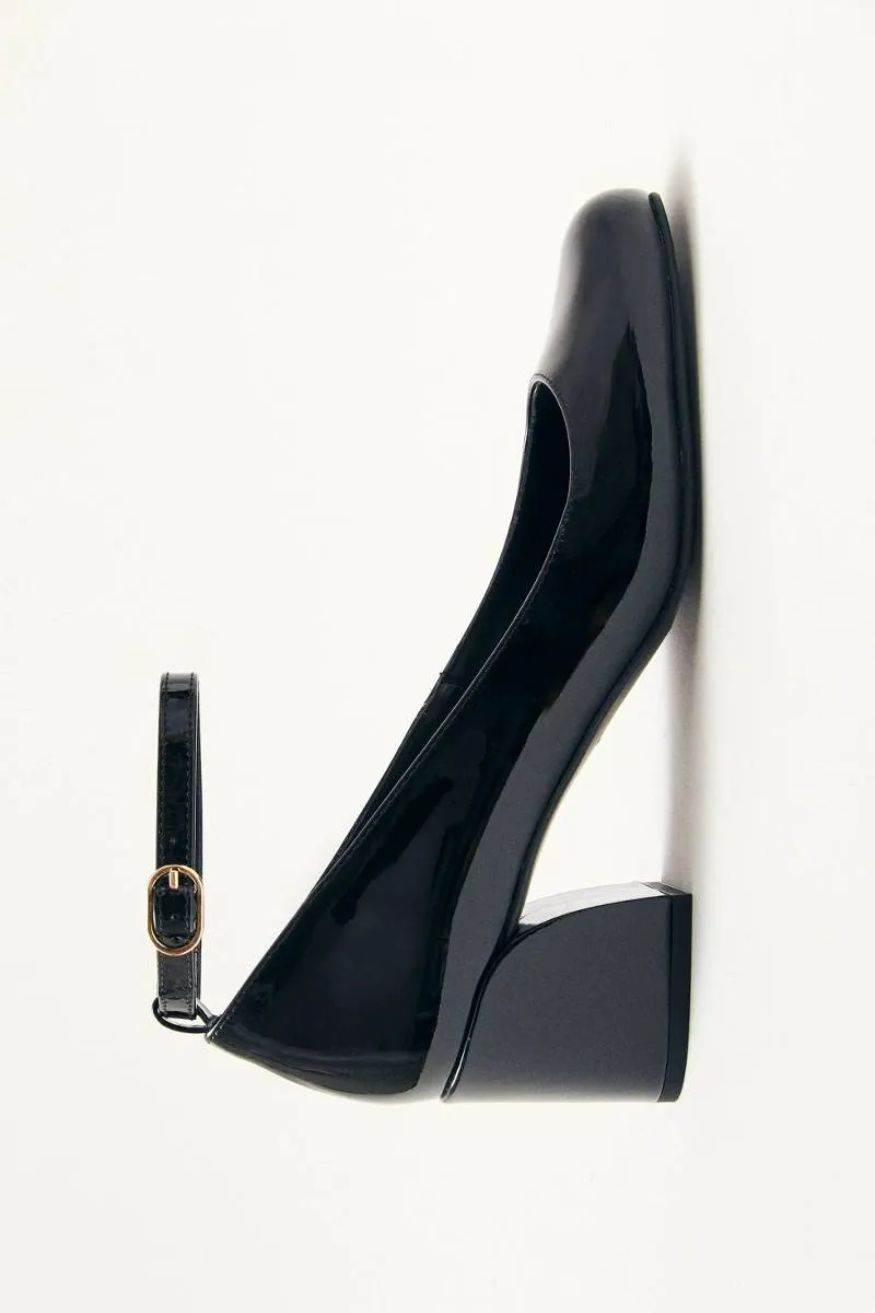 ANTOINE ONIX PUMPS IN BLACK