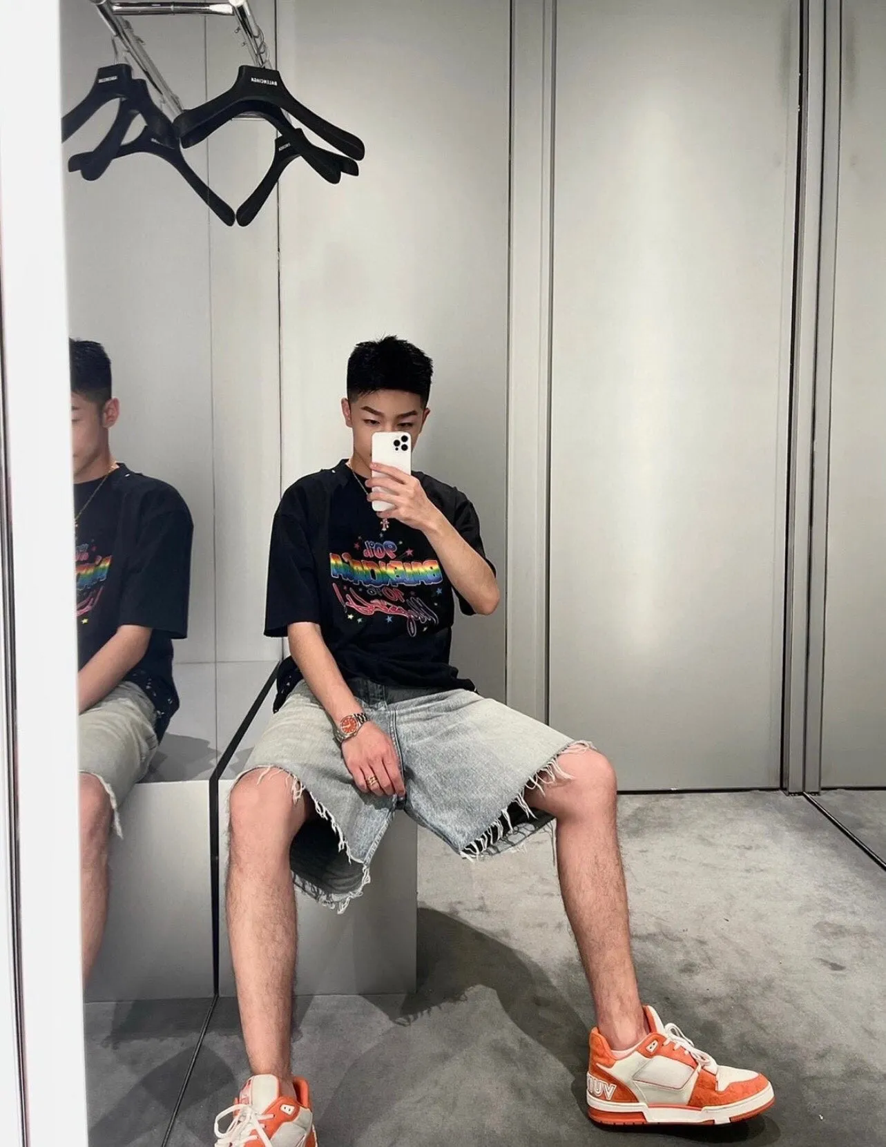 Balenciaga '90s Nostalgia' T-Shirt