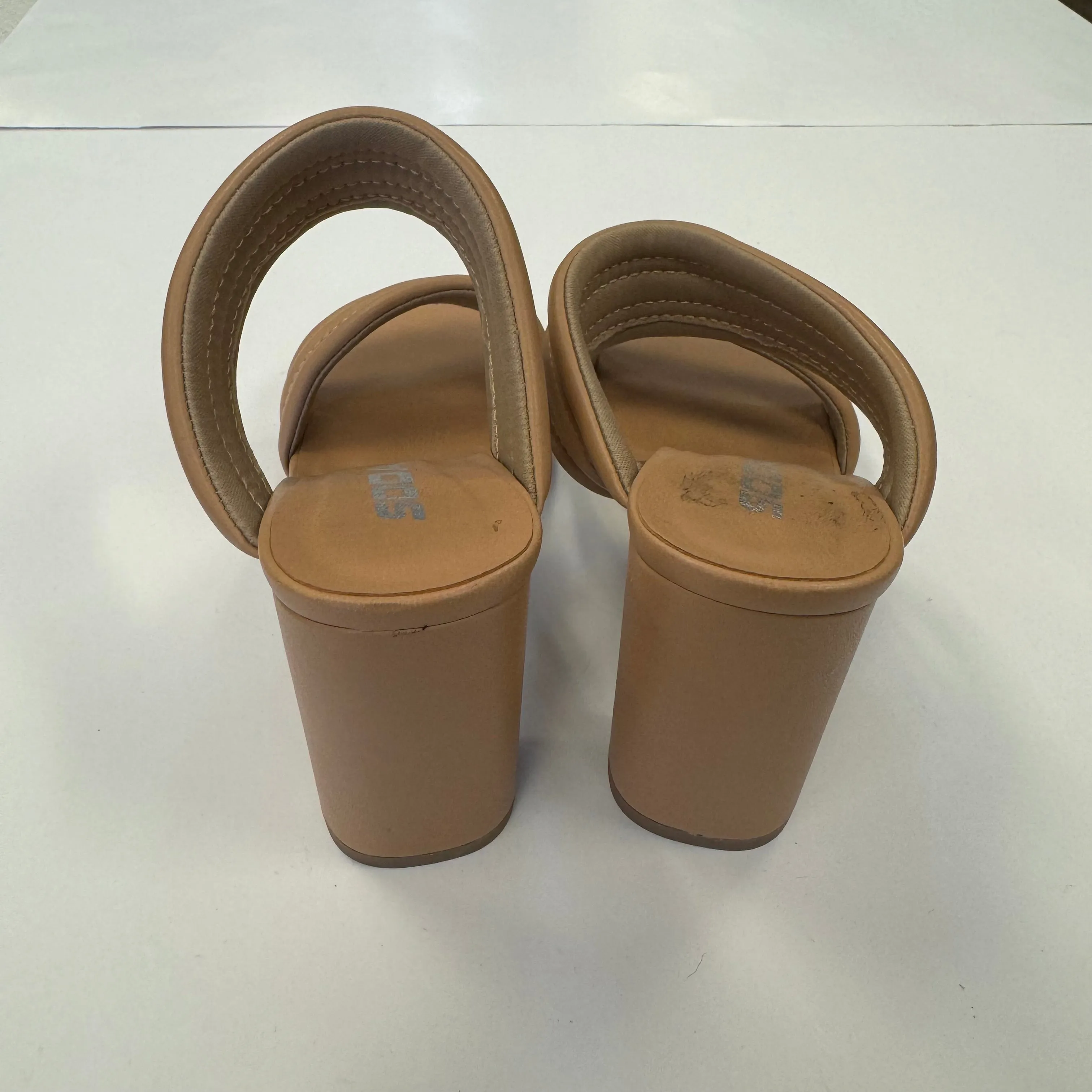 Beige Shoes Heels Block Soda, Size 8