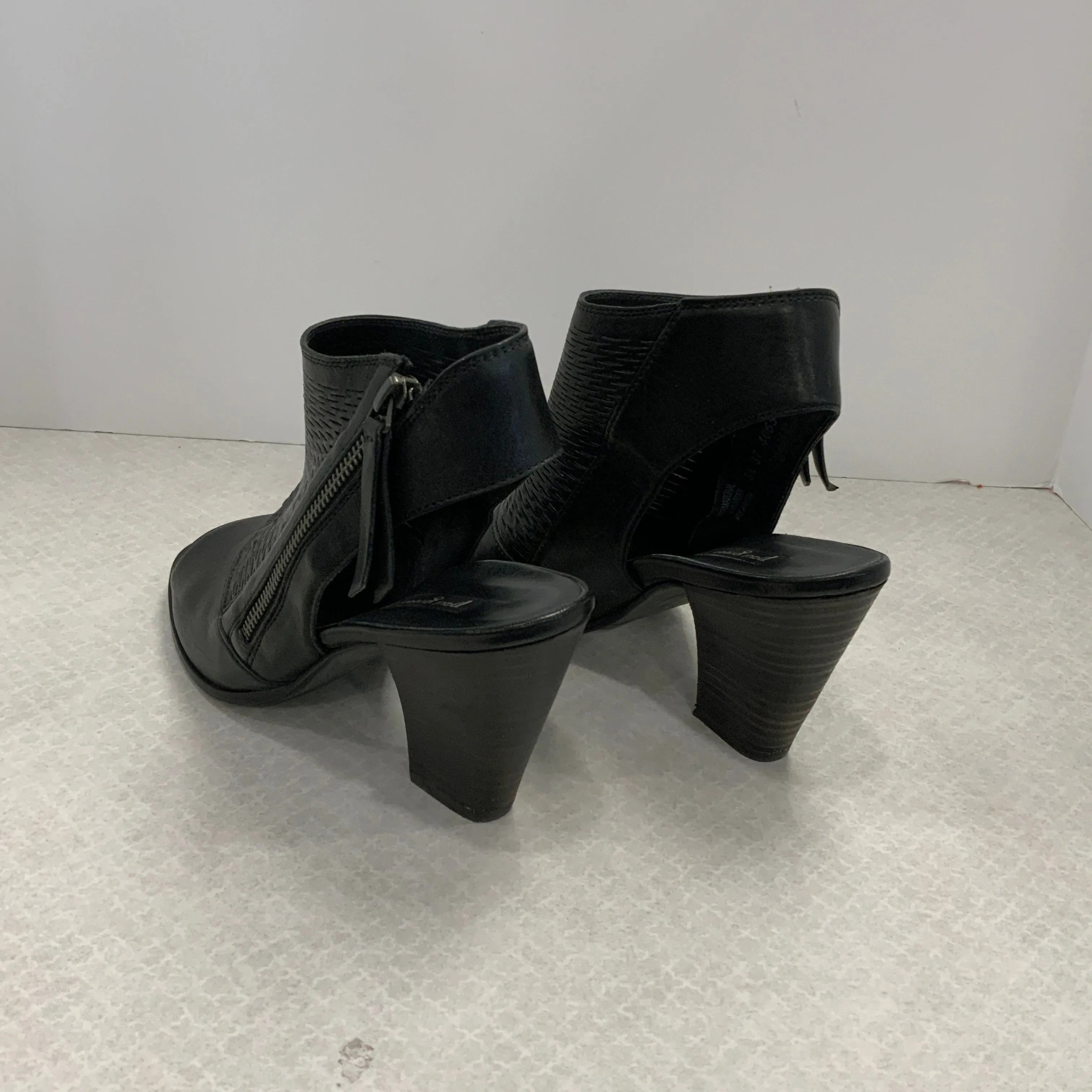 Black Sandals Heels Block Paul Green, Size 8