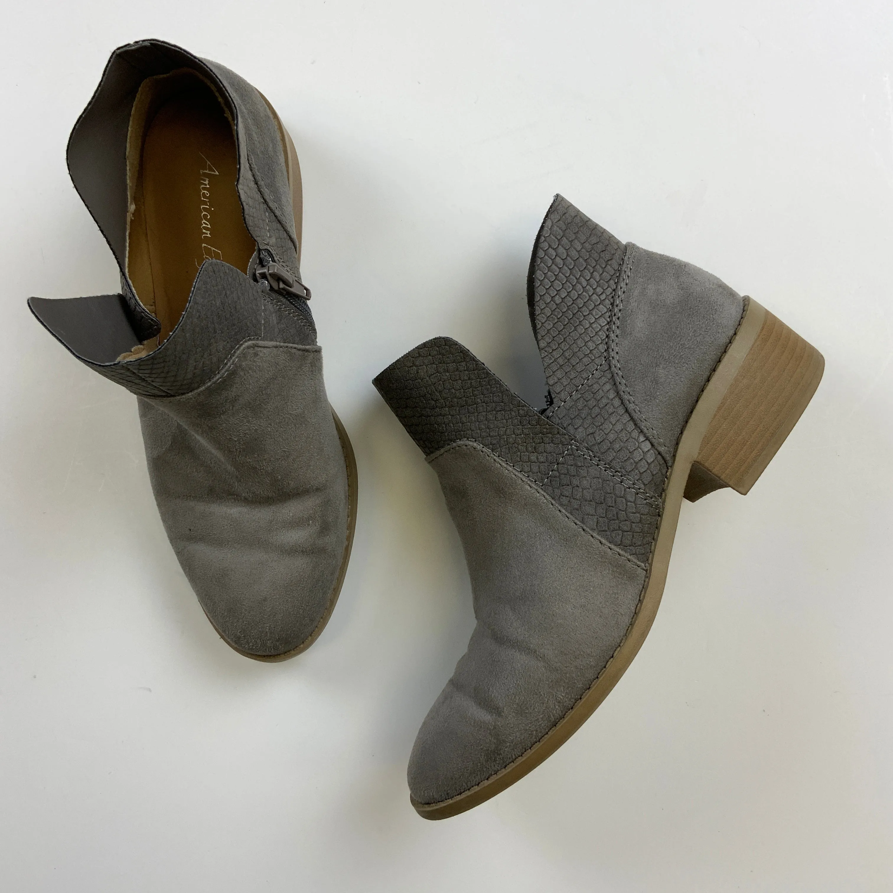 Boots Ankle Flats By American Eagle In Grey, Size: 7