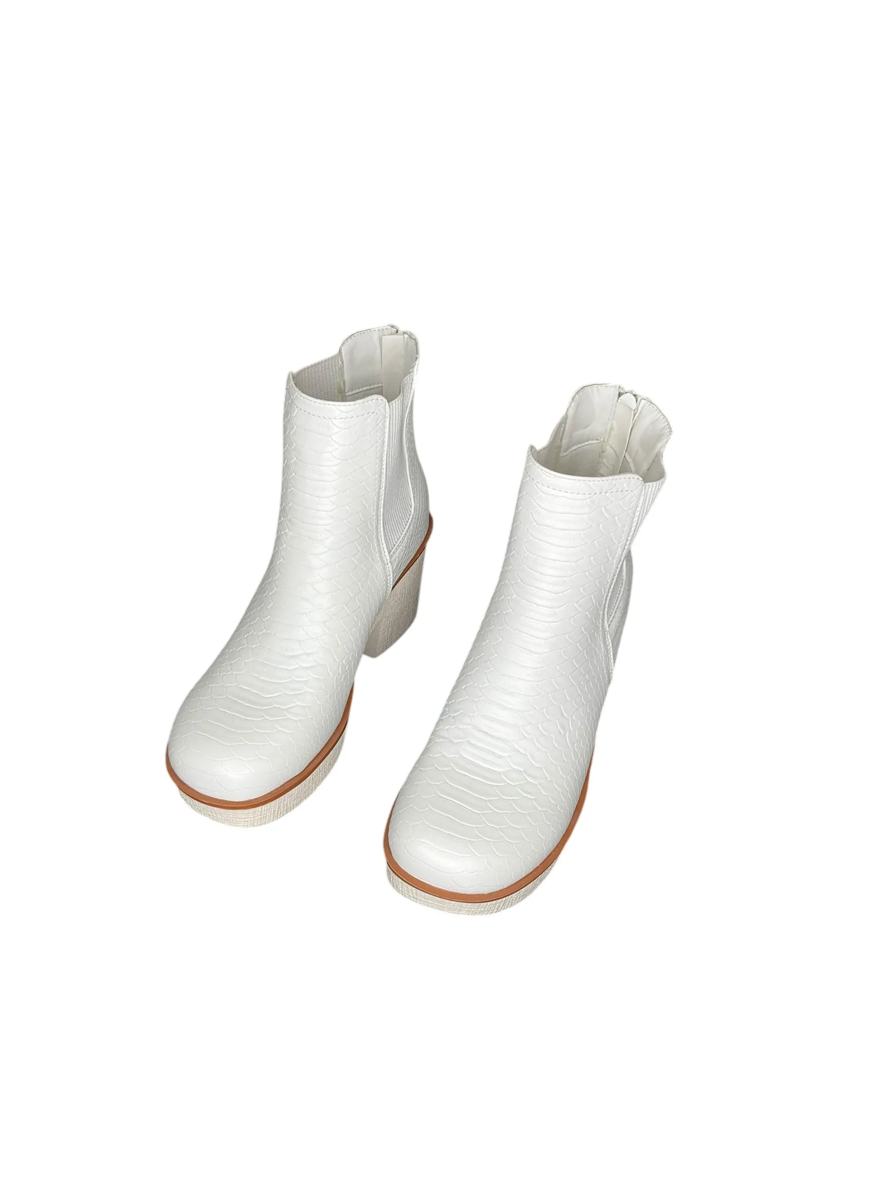 Boots Ankle Heels By Altard State In White, Size: 6.5