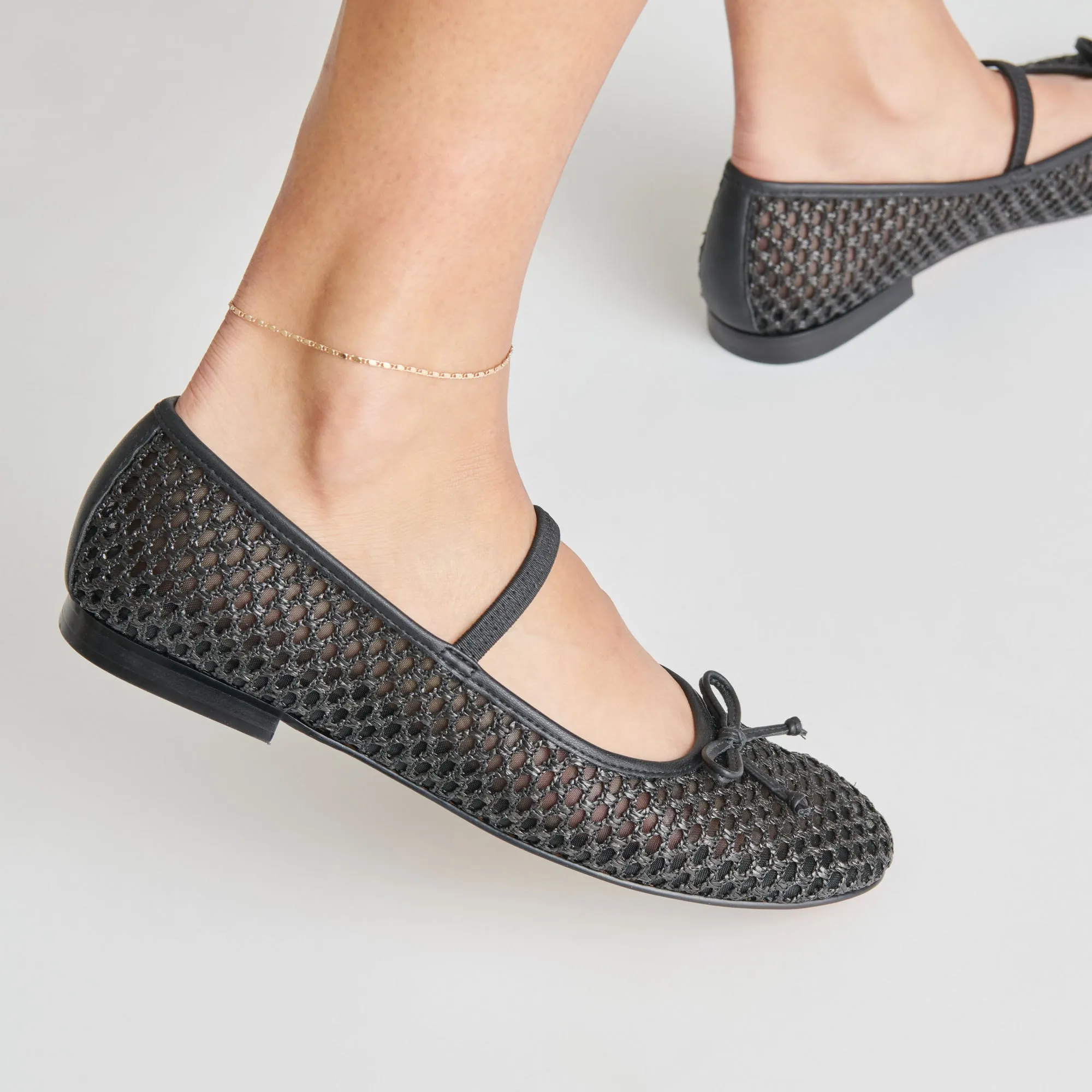 CARIN RAFFIA BALLET FLATS ONYX RAFFIA