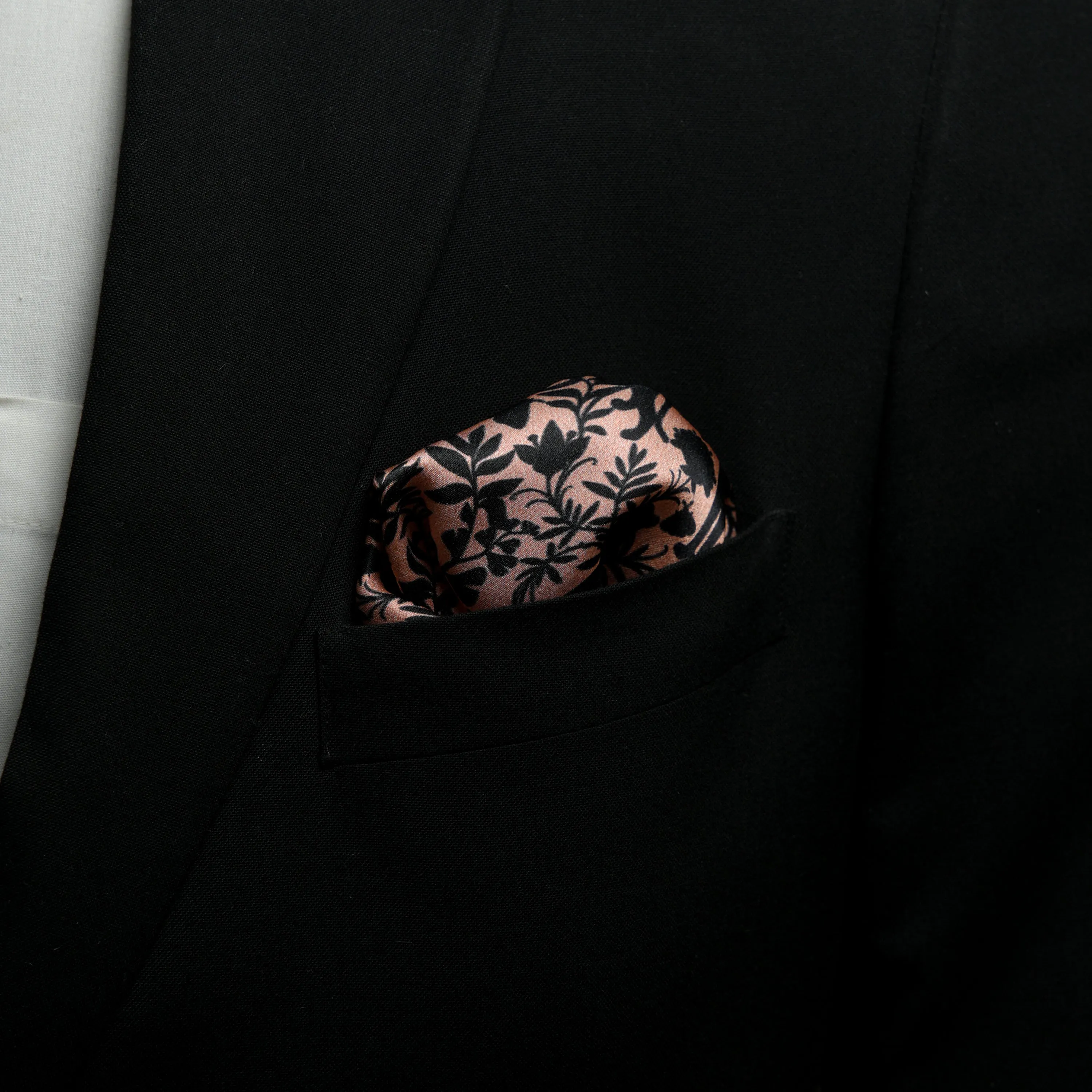 Chokore Light Pink Animal print Silk Pocket Square - Wildlife Range