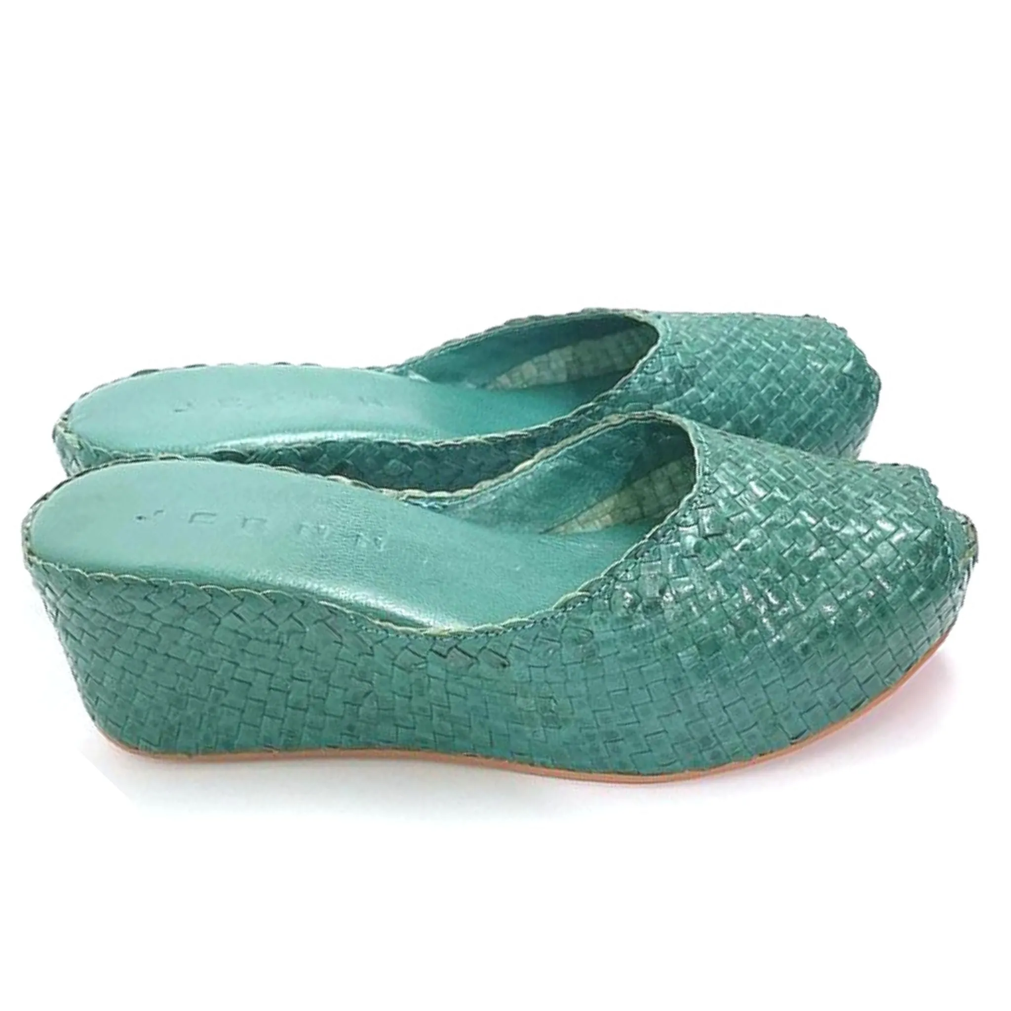 Handwoven Square Front wedges - 28288