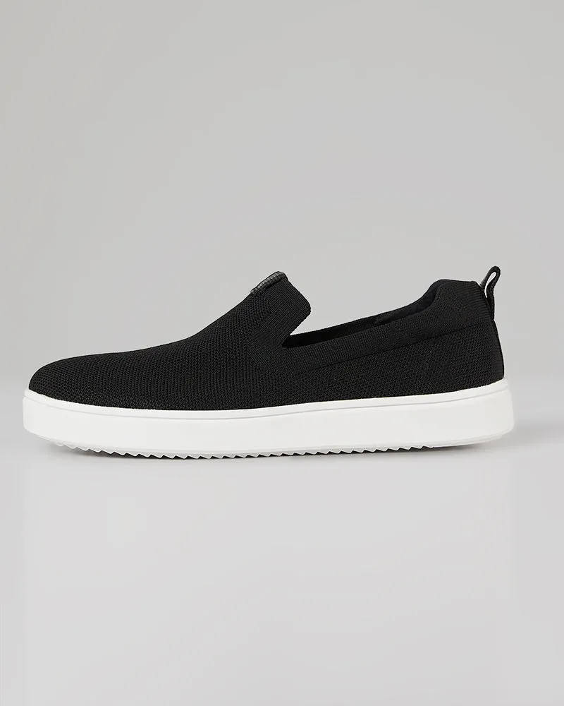 MEN'S FLEX KNIT SLIP-ON SNEAKERS